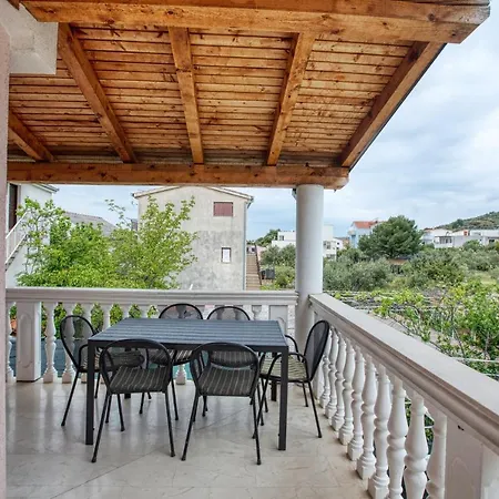 Seaside House Stupin Celine, - 19871 Vakantiehuis Rogoznica (Sibenik-Knin)