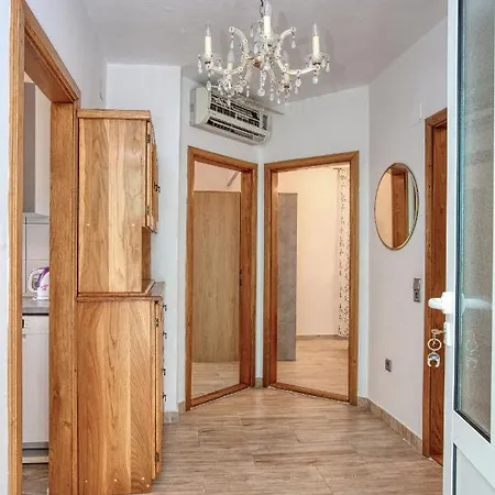 Seaside House Stupin Celine, - 19871 Hébergement de vacances Rogoznica (Sibenik-Knin)