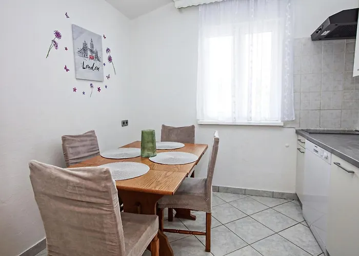 Seaside House Stupin Celine, - 19871 Vakantiehuis Rogoznica (Sibenik-Knin)